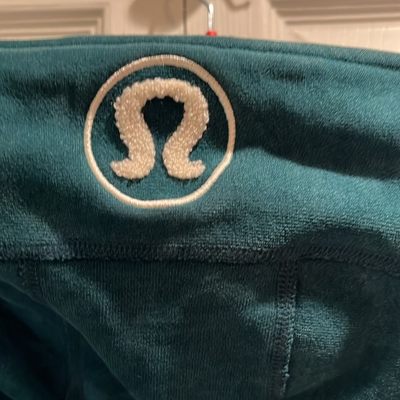 ❤️SOLD❤️Lululemon Teal Green Hoodie - Picture 5 of 8